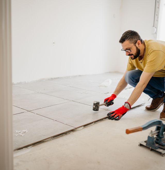 assentamento-porcelanato-ceramica-construtora-so-construir-de-barra-velha.jpg